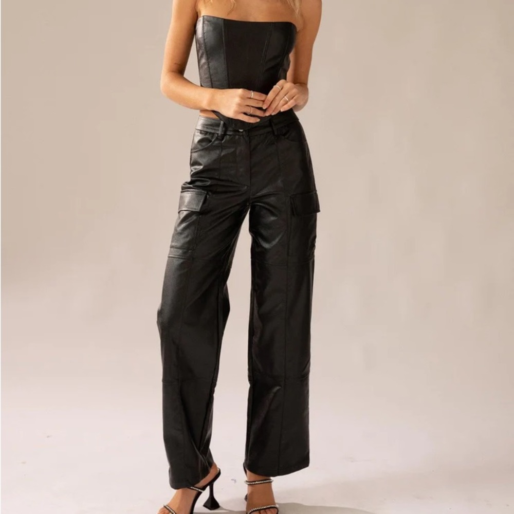 Peppermayo Exclusive - Walk On The Wild Side PU Cargo Leather Pants - Black